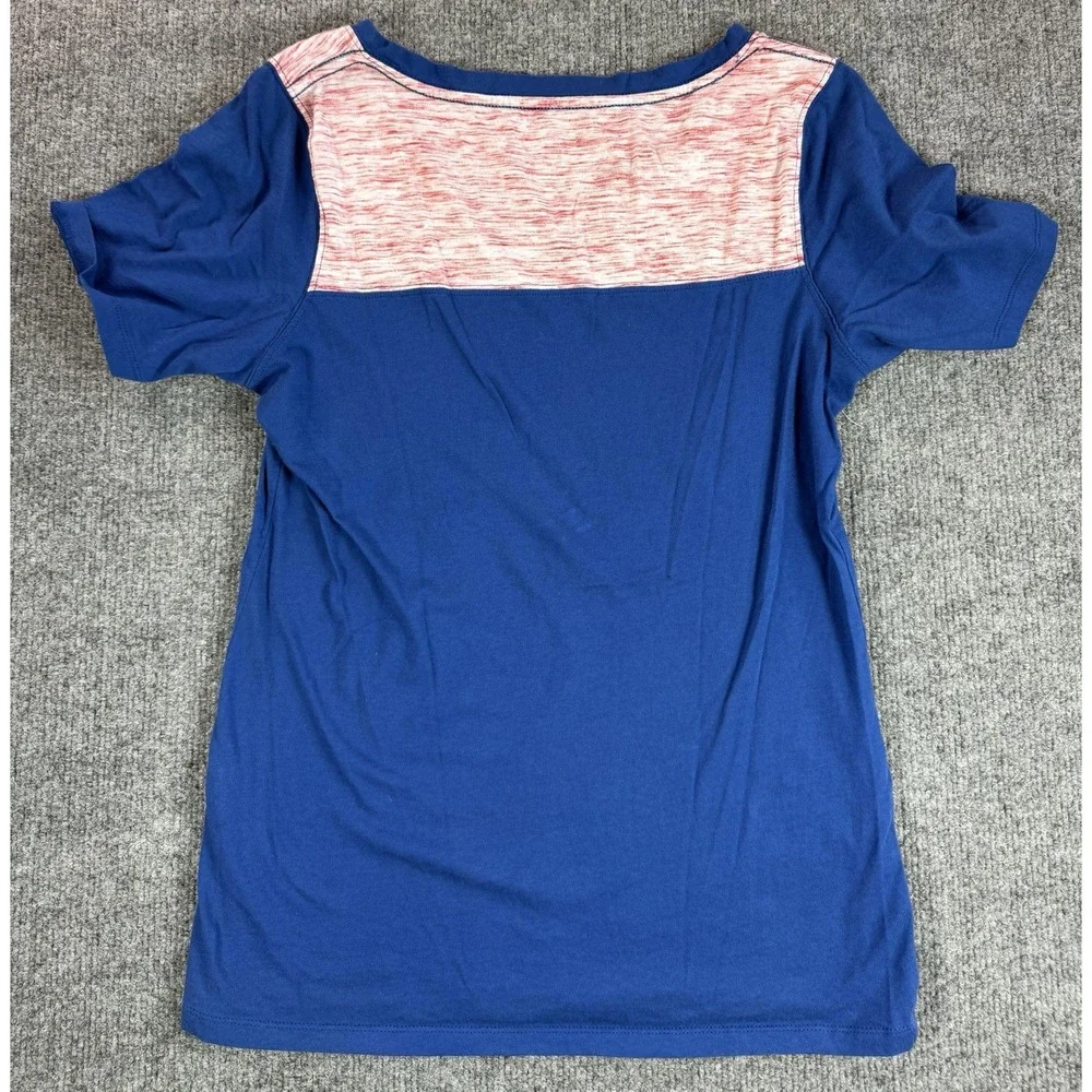 5th & Ocean by New Era Chicago Cubs MLB V-Neck women's T Shirt Blue S